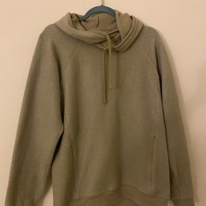 Alo sweatshirt. Worn twice.